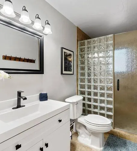 Luxury Oasis Getaway Heart Of Holiday home Munds Park